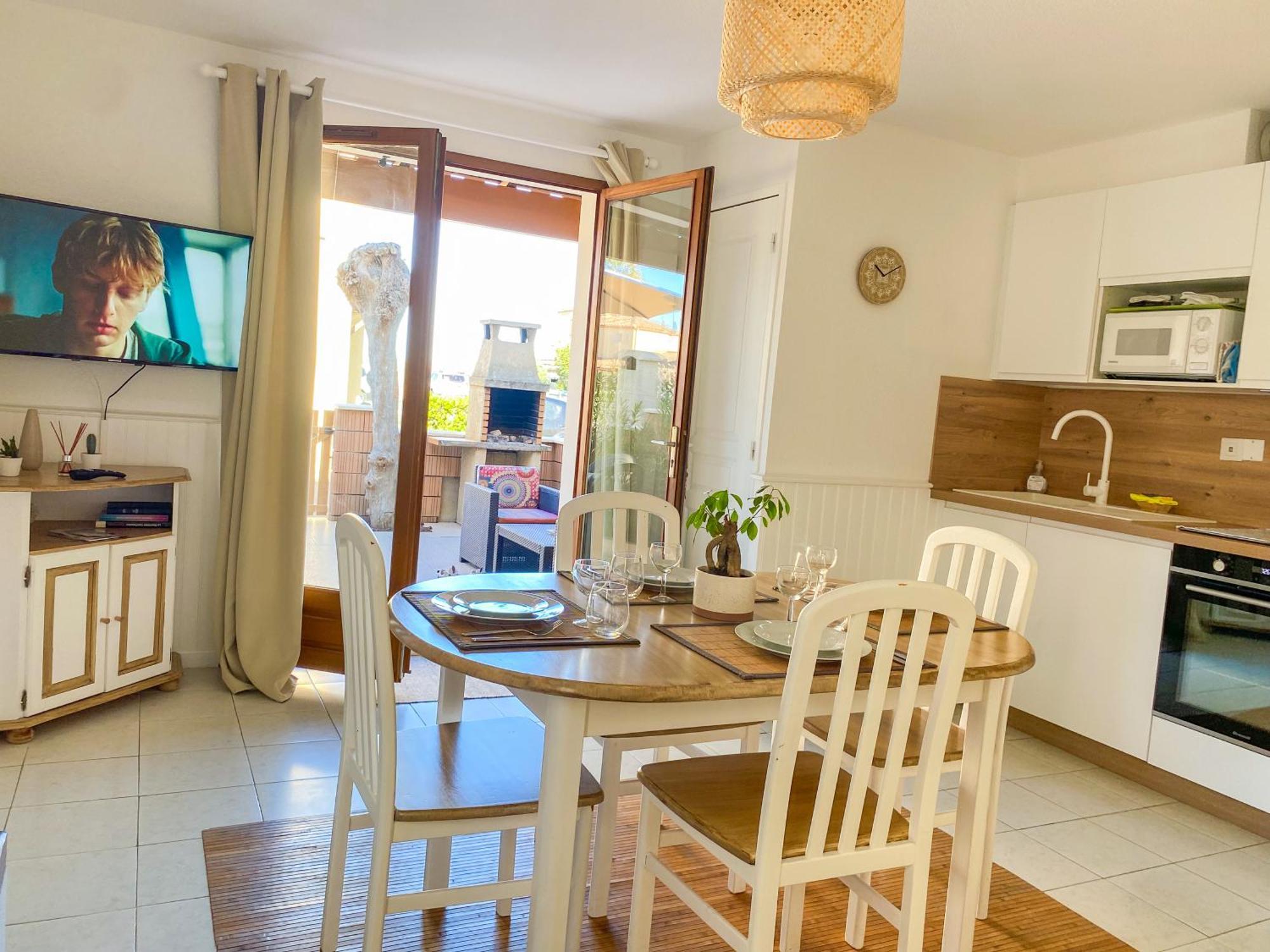 Dydy Haven - Maison De Vacances A Vias Plage, Piscine, Mer Et Climatisation * Vias
