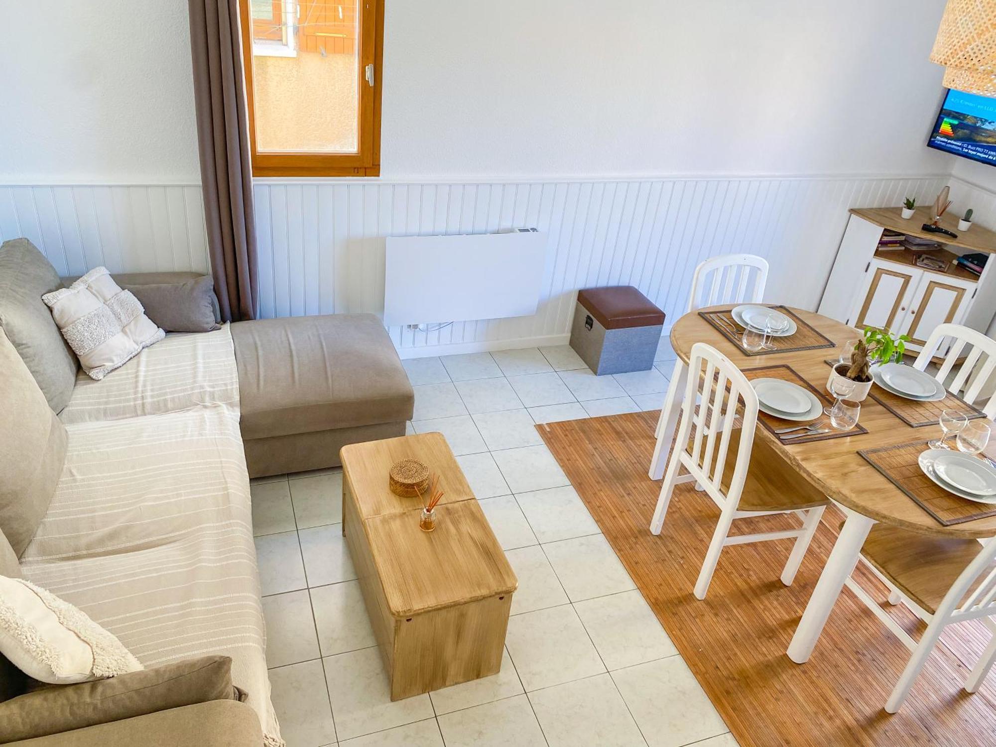 Dydy Haven - Maison De A Plage, Piscine, Et Climatisation * Vias